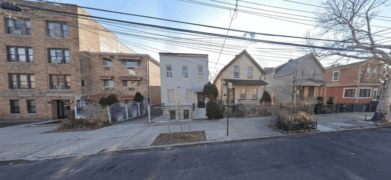 940 E 227th Street Bronx property exterior